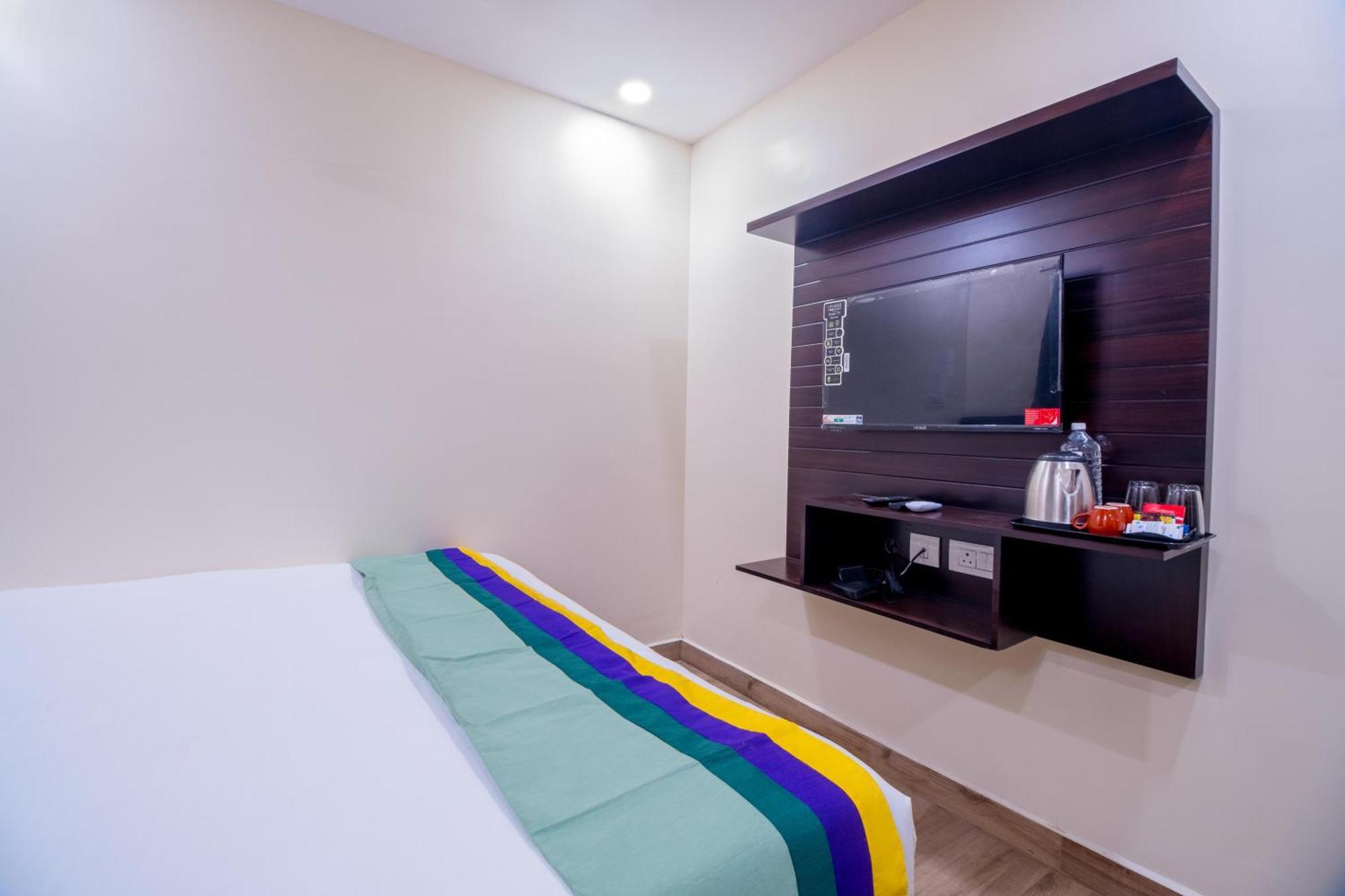 Treebo The Address Inn Mehdipatnam Hyderabad Exterior photo